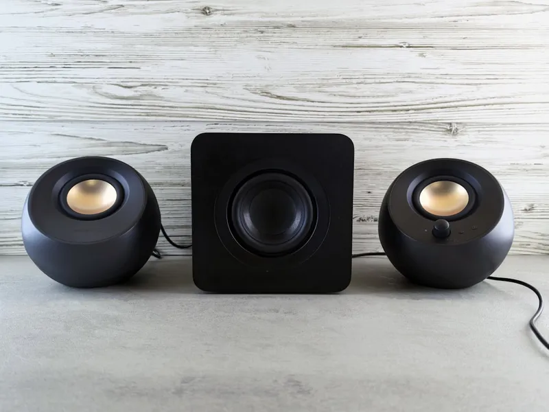 Kies de beste installatie speakers voor jouw ruimte