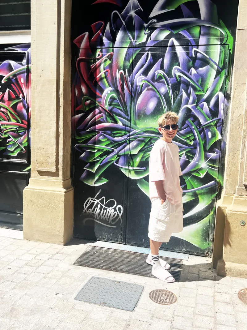 Cooler Sommerlook für Teens – Lässig, modern und absolut im Trend