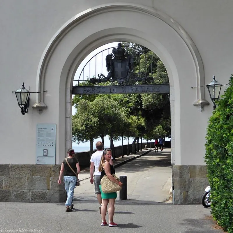 Beim Castello Miramare nahe Triest