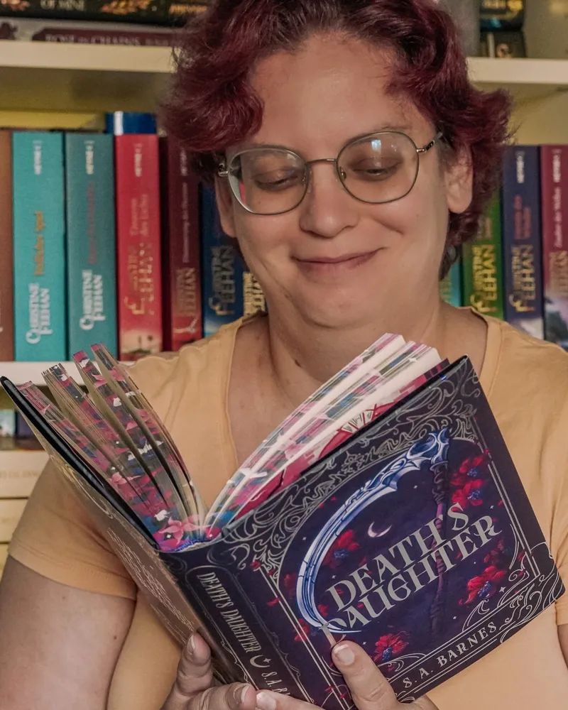 Pünktlich zum deutschen Release: Warum du ‚Death’s Daughter von S. A. Barnes‘ von S. A. Barnes unbedingt lesen musst! (Rezension)