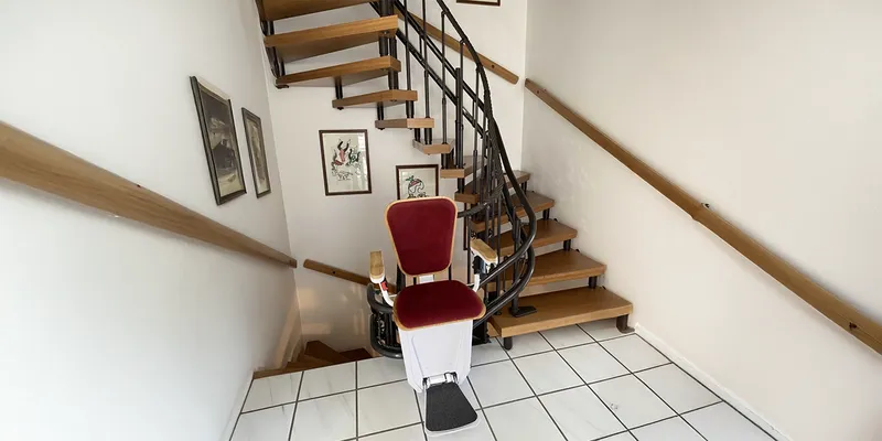 Treppenlift zu Hause? So hilft die Pflegekasse