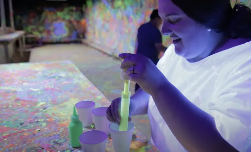 Splatter Box – Mit Farbe werfen