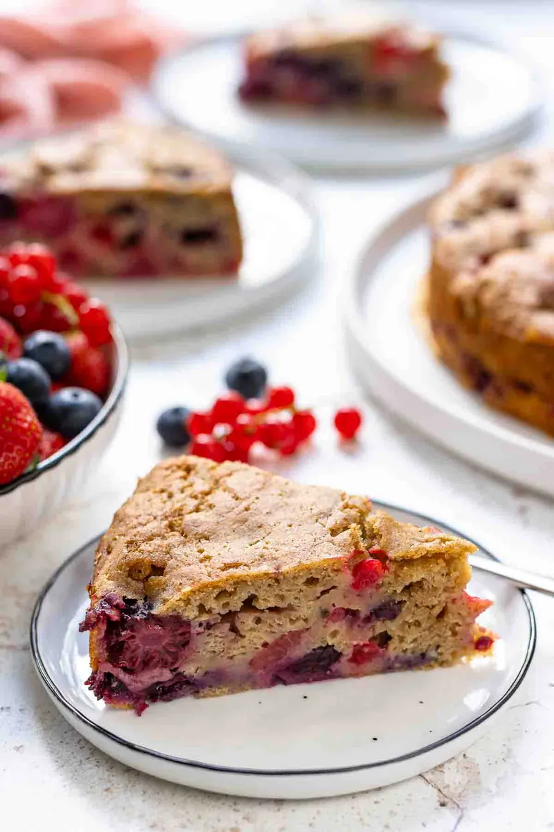 Beerenkuchen mit Buttermilch