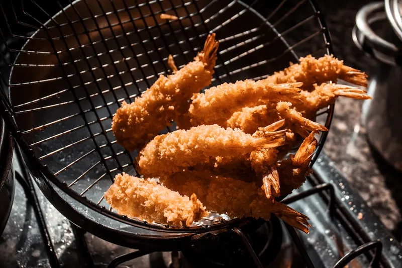 Airfryer schoonmaken: stap voor stap zonder gedoe