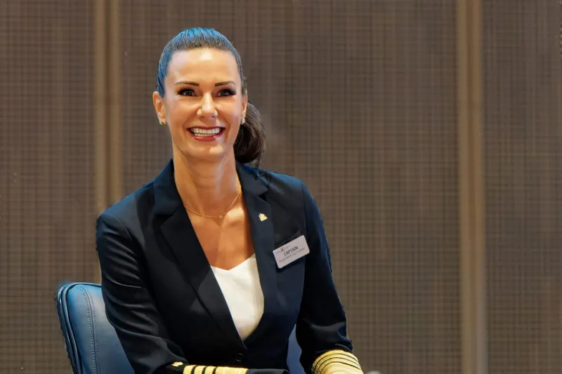 Kate McCue beendet ihre Karriere als aktive Kapitänin, zumindest vorerst
