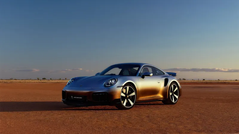 Porsche 911 Turbo S (992.2) „Land Down Under“ als Aussie-Unikat!