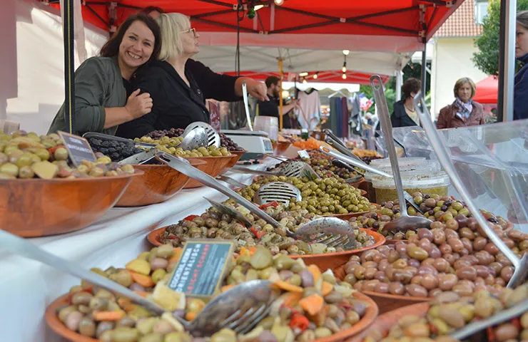Französischer Markt bringt Spezialitäten nach Bad Krozingen