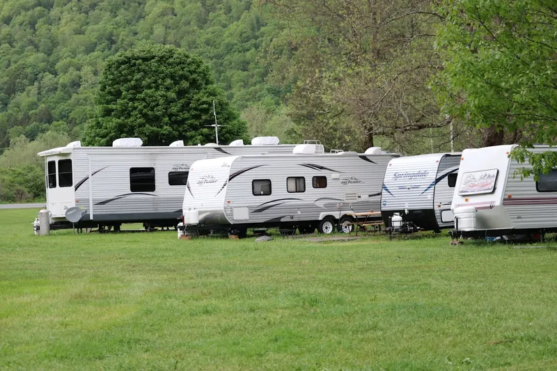 Camper parkeren in een woonwijk: wat mag wel en wat mag niet?