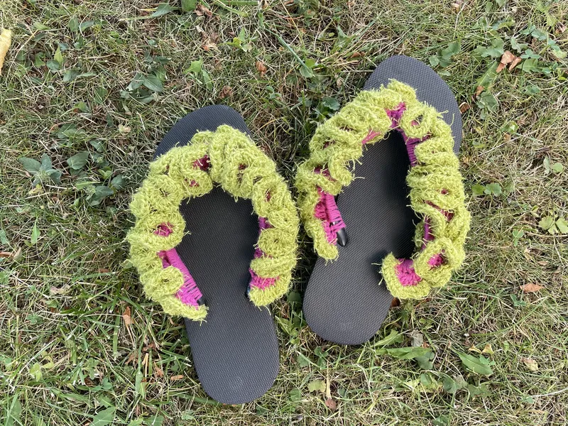 Flip-Flops umhäkelt  –   Flip-Flops aufgepimpt