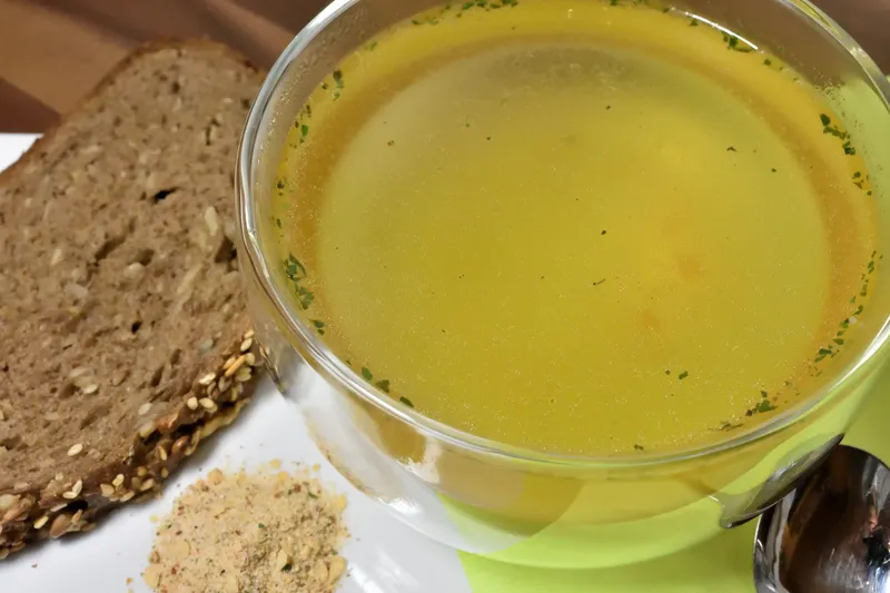 Instant-Gemüsebrühe in der Küche: No-Go oder Must-Have?