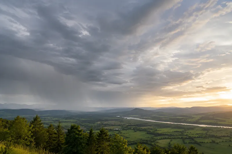 Warmfront: Bessert sich durch eine warme Front wirklich das Wetter?