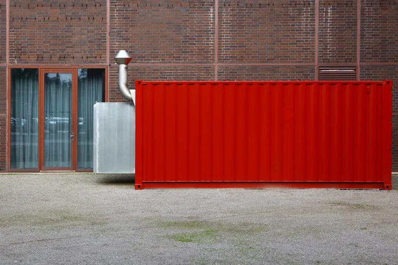Zeecontainer ombouwen tot tuinhuis: zo pak je het aan