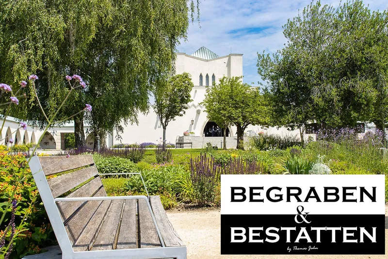 Vor der Aufbahrungshalle