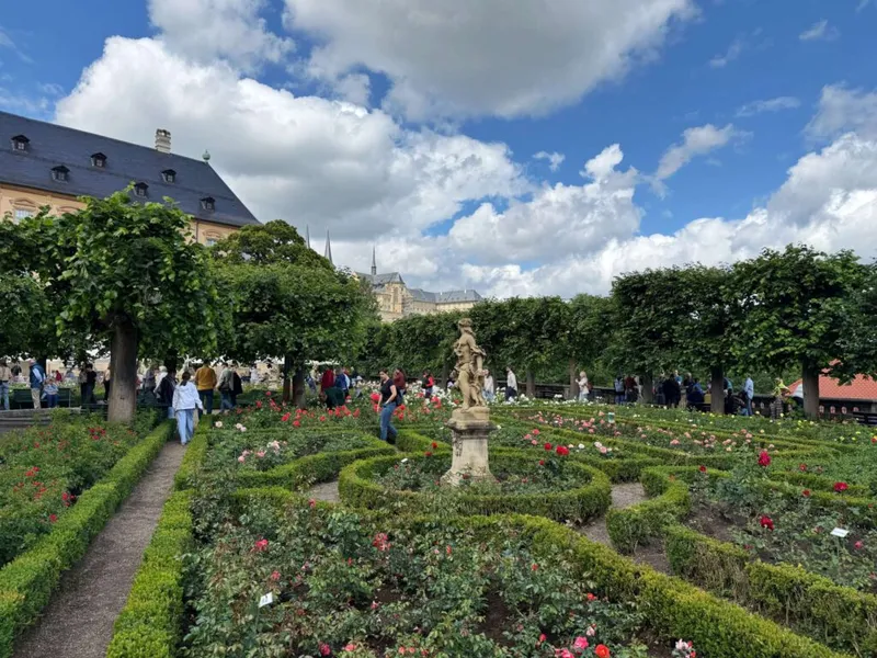 Der Rosengarten und die Neue Residenz in Bamberg