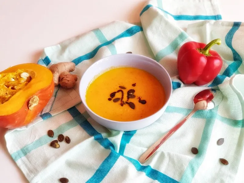 Schnelle Kürbissuppe mit Kokosmilch
