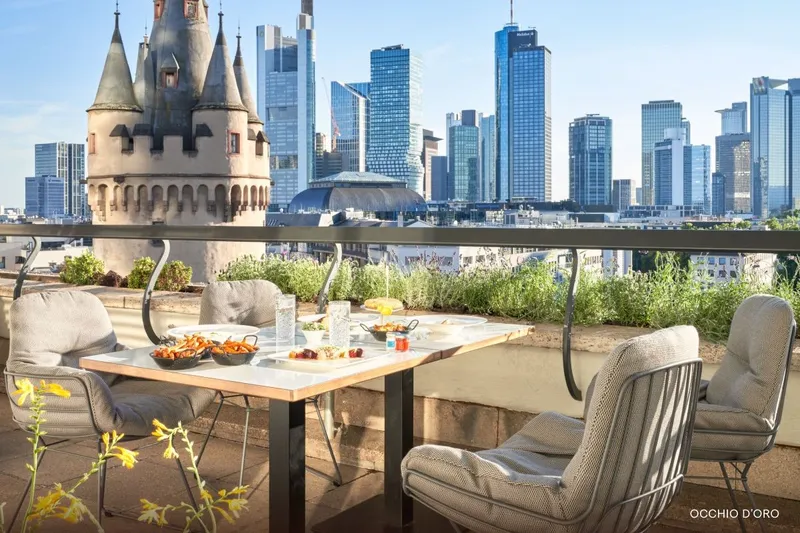 Warum gehen Menschen ins Hotel ohne einzuchecken?