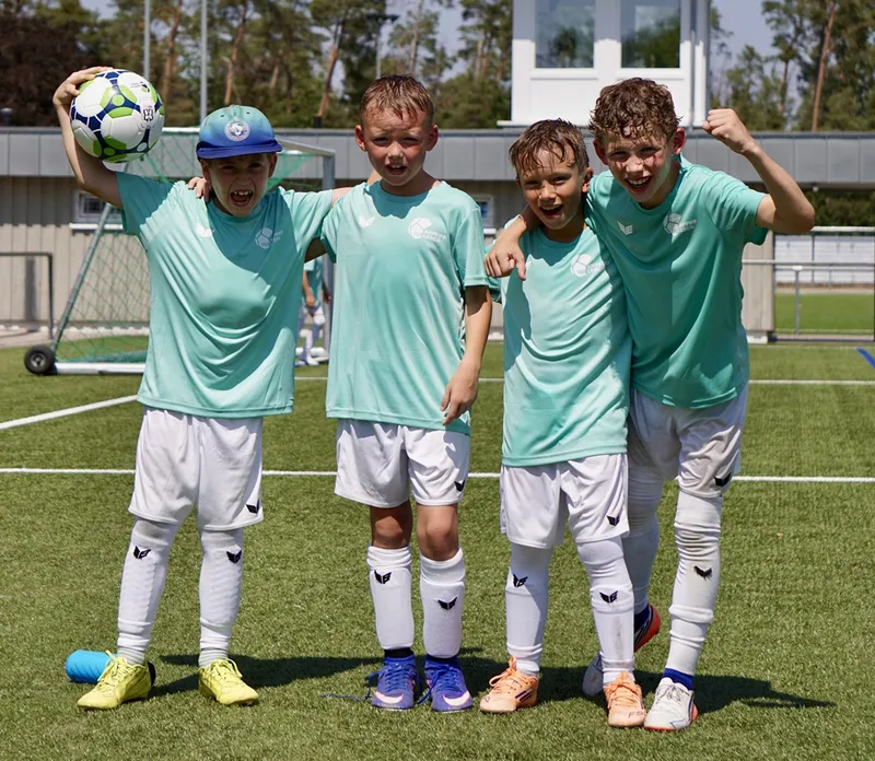 Teamgeist und Spaß beim Anpfiff-Fußballcamp des FC-Astoria Walldorf
