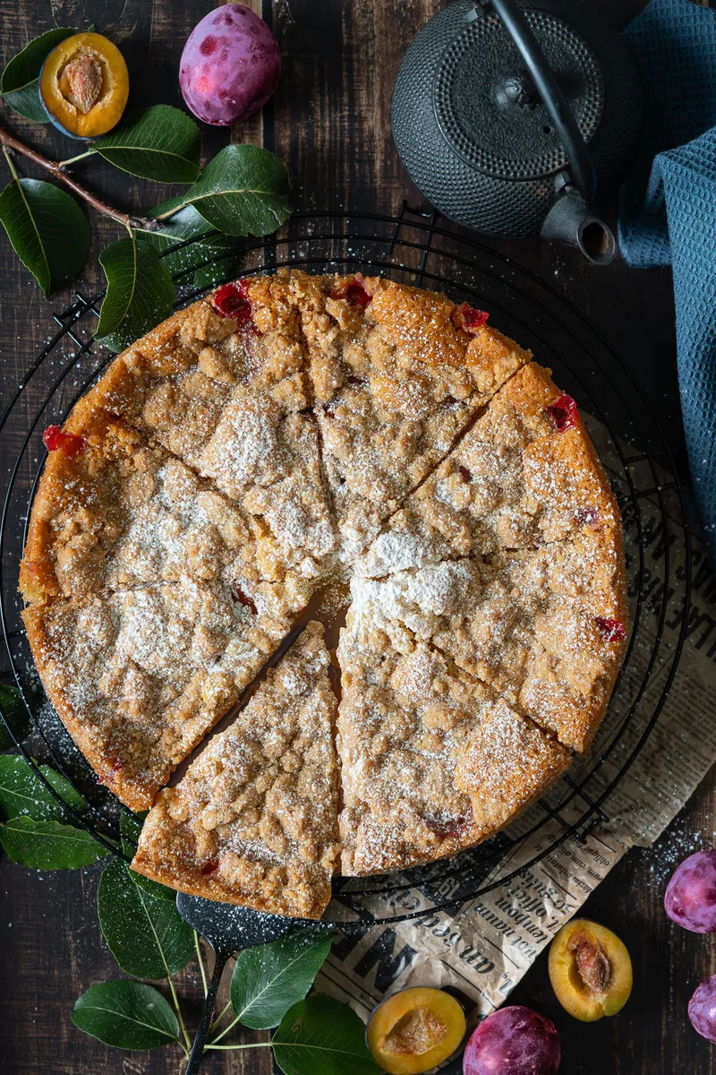 Omas Zwetschgenkuchen mit Streuseln – Saftig, knusprig & einfach aus der SpringformNeu