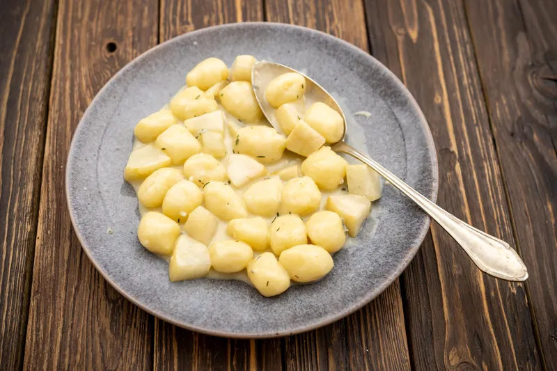 Gnocchi in Gorgonzolasauce mit Birne