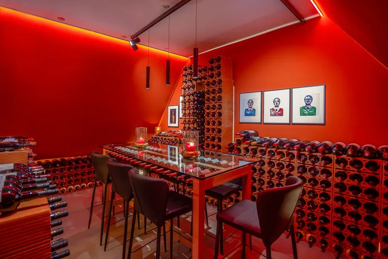 Weinbar im Rheinloft
