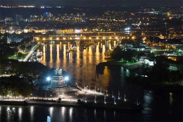 Advent zwischen Reben, Burgen und Lichterglanz: Weihnachtsmärkte in Rheinland-Pfalz entdecken