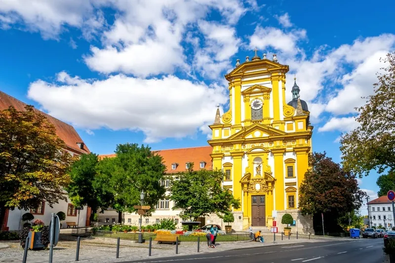 Kitzingen am Main: Sehenswürdigkeiten zwischen schiefem Turm und Stadtbalkon