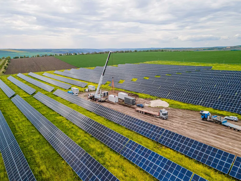 PV-Investment als smarter Vermögensaufbau: Warum junge Investoren auf Sachwerte setzen