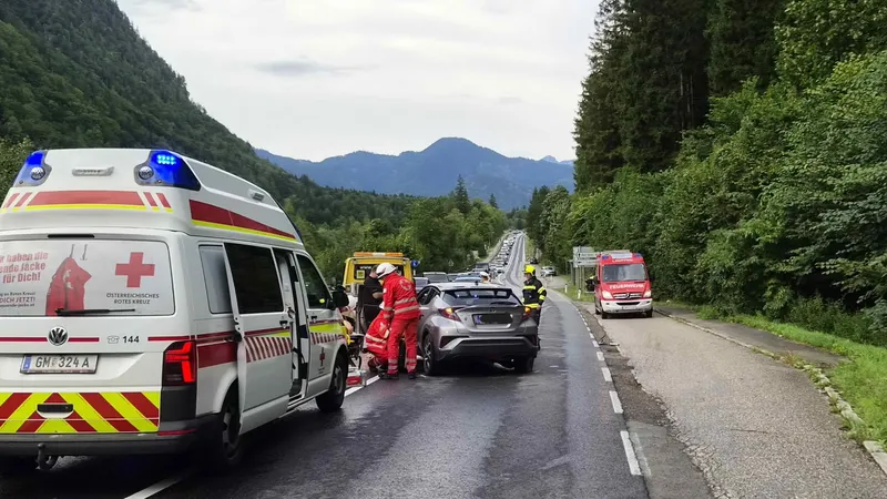 FF Lauffen: Verkehrsunfall B145 Ausfahrt Lauffen