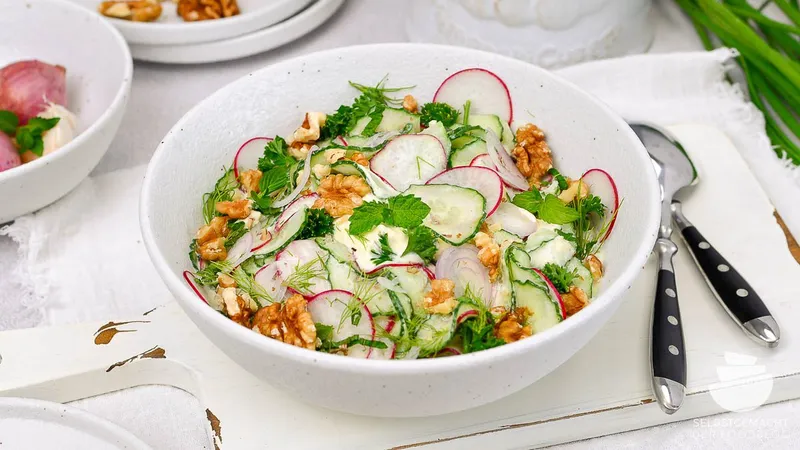 Gurken Radieschen Salat