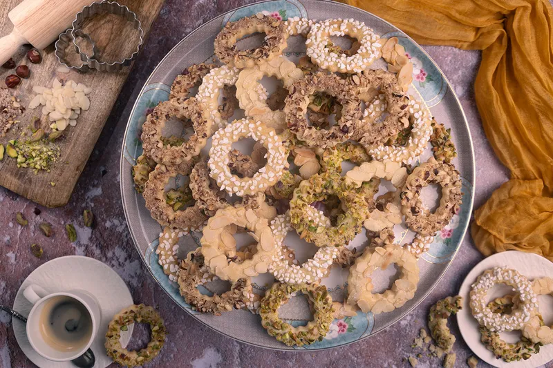 Kaffeekränze aus Mürbeteig – herrlich mürbe mit 4 Toppings