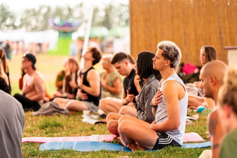 Festival der Sinne: Paraden, Feuershows, Workshops, Yoga & Healing
