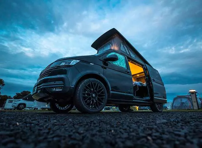 T5 Camper: Warum der Klassiker unter den Selbstausbauten weiterhin überzeugt
