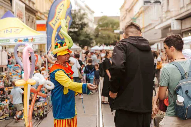 Währinger Straßenfest 2026 – Flanieren, feiern und stöbern auf einem Kilometer