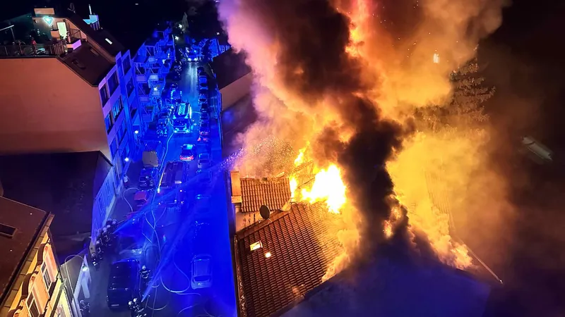FF Klosterneuburg: Wohnhausbrand in Klosterneuburg