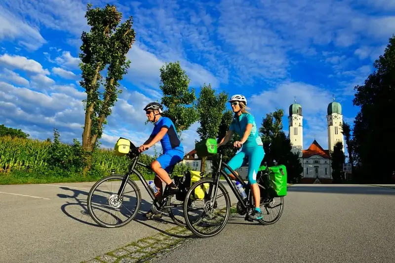 Bayerisches Donautal und Klosterwinkel: Natur, Kultur und Radwege