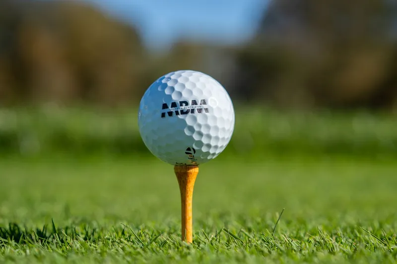 Golfball Größe & Gewicht 2026: Alle Normen erklärt