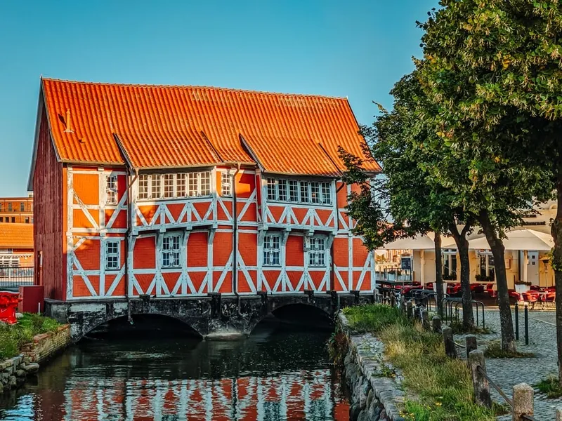 Wismar Sehenswürdigkeiten: Welterbe-Altstadt, Alter Hafen und was sich wirklich lohnt