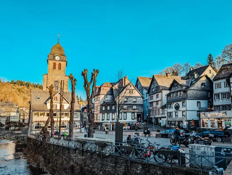 Monschau Sehenswürdigkeiten: 12 Highlights im Fachwerk-Tal der Eifel