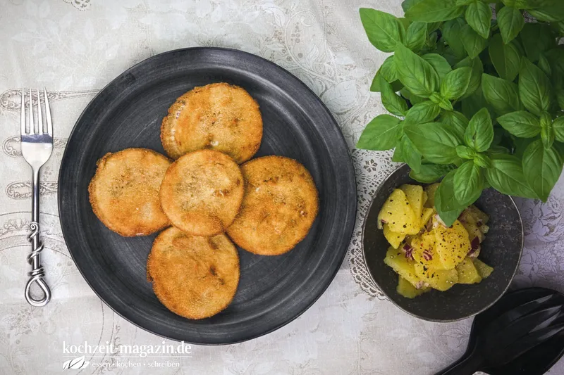 Gebackene Aubergine, knusprig, mild und perfekt für jede einfache Küche, so gelingt es