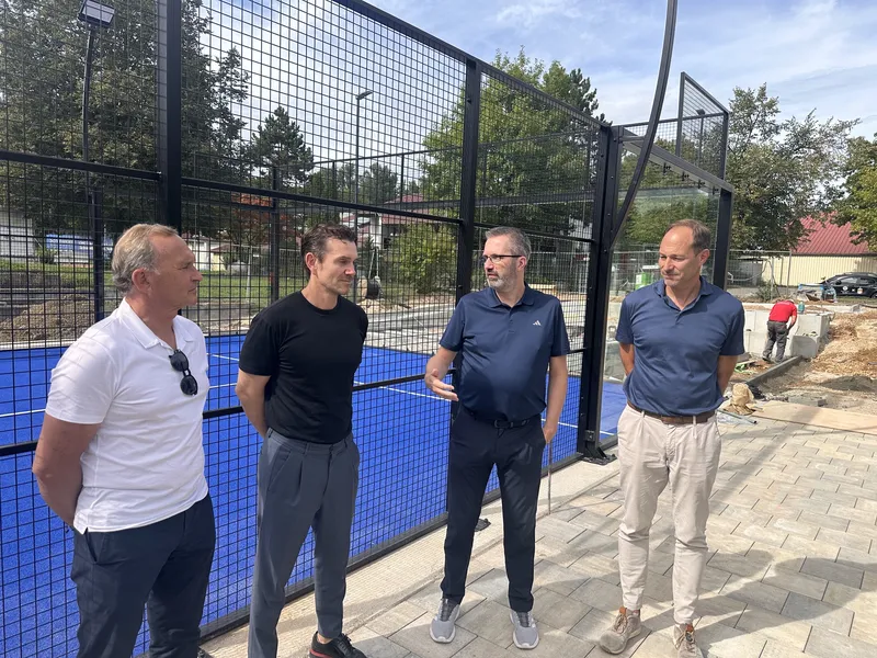 Padel boomt – gut, dass die Sportart stärker in die Region kommt – mit tollen Plätzen in Neu-Ulm
