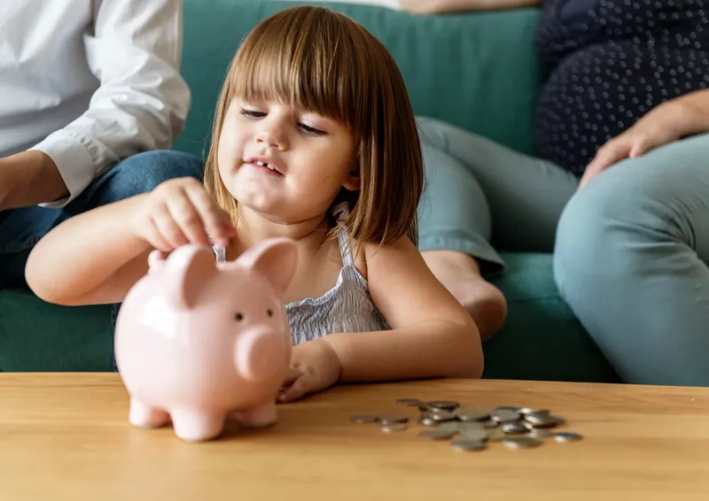 10 Euro vom Staat: So funktioniert die Frühstartrente