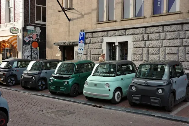 Microcar ab 15: Warum die kleinen Autos für Jugendliche interessanter werden