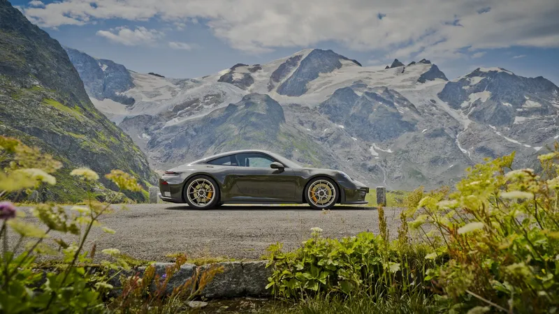2027 Porsche 911 GT3 Bergsport: Limitierte Kurven-Edition für die Alpenmärkte
