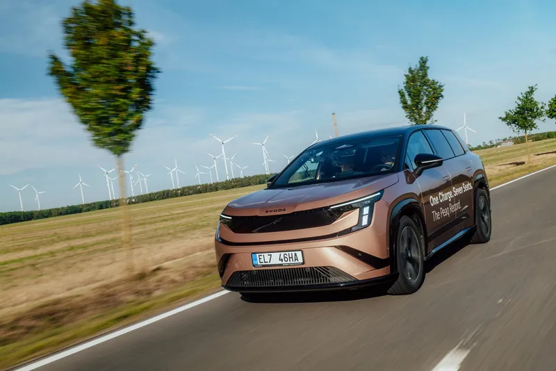 Škoda Peaq knackt 936 km: Elektro-SUV fährt bis in die Niederlande