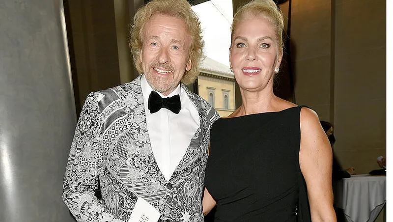 Karina Mroß: Die Frau an der Seite von Thomas Gottschalk – Mehr als nur die Freundin eines Stars