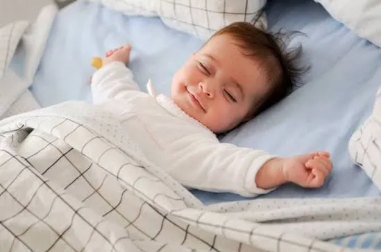 Weißes Rauschen für Babys: Eine ruhige Schlafroutine gestalten, ohne die Nacht zu verkomplizieren