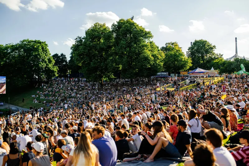 Olympiapark München bleibt trotz Sanierung im Plus