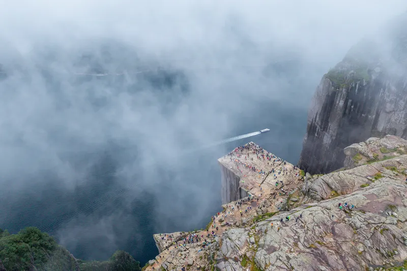 Norwegens Wahrzeichen: Die Wanderung zum Preikestolen