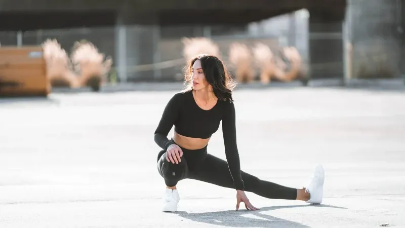 Athleisure Chic: How to Nail the Casual Gym Fashion Look
