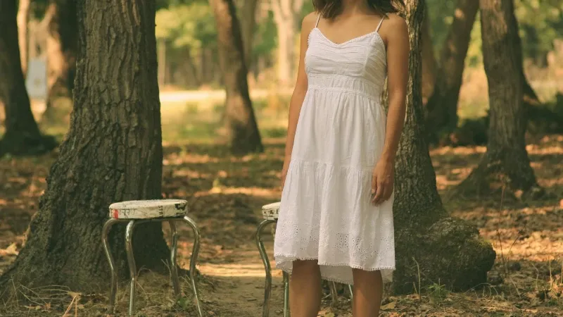 Tips To Pair Different Types Of Shoes With One Midi Dress